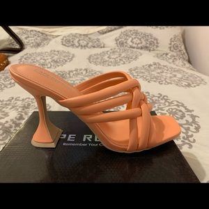 Peach women’s sandals